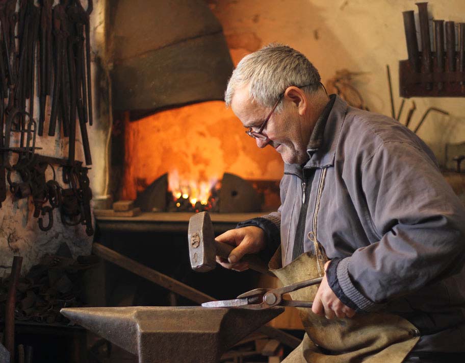 別墅銅門哪家好？銅門品質您來評價，有圖有視頻有真相！